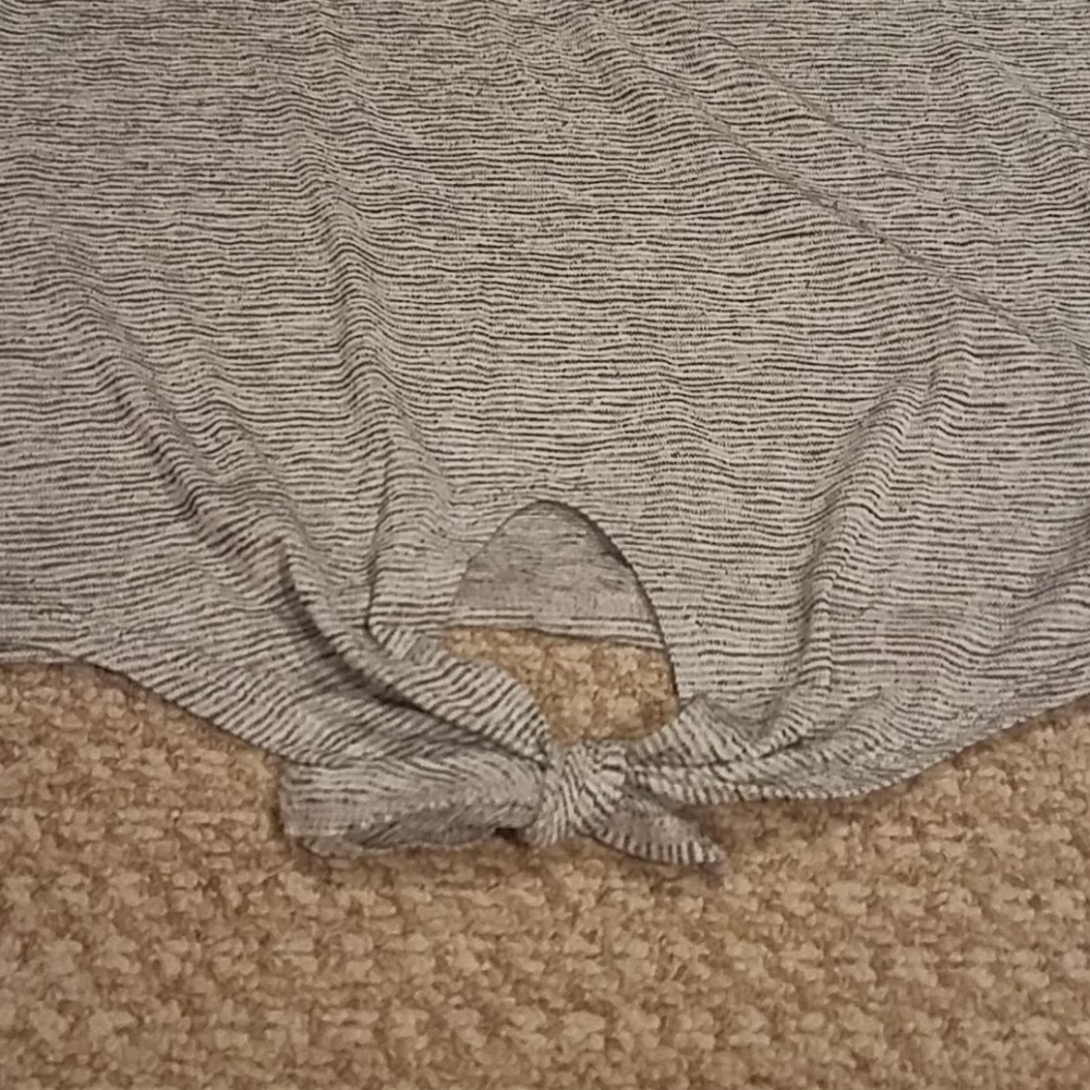 Fun front tie tee - Picture 2 of 3
